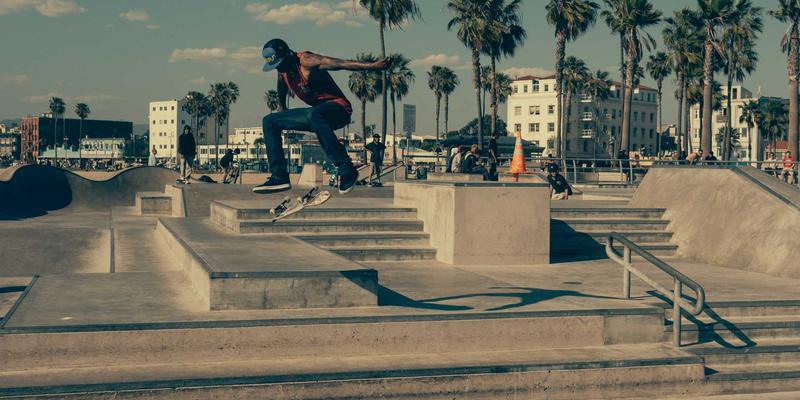 从被动监控到主动洞察：网络可观测性与AIOps如何重塑现代IT服务与编程实践